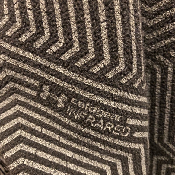 UNDER ARMOUR COLDGEAR HOODIE - Picture 4 of 6